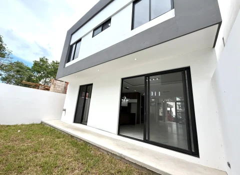 VISTA-FRONTAL