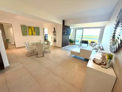 Departamento en renta en Malecón Américas Cancún